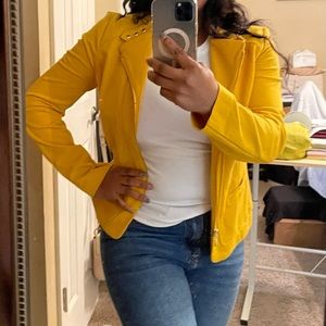 Mustard yellow Anne Klein moto blazer